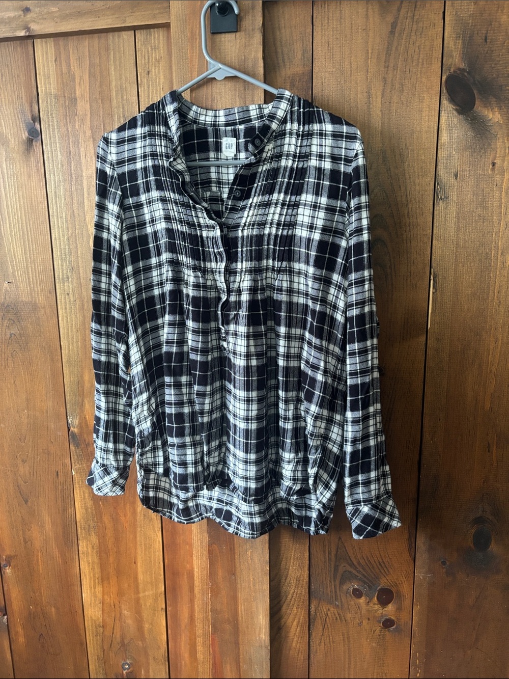 Gap Women’s Shirt Size Medium